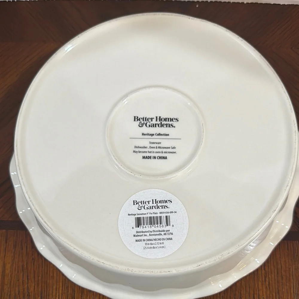 Festive Snowman Pie Dish - Picture 4 of 5